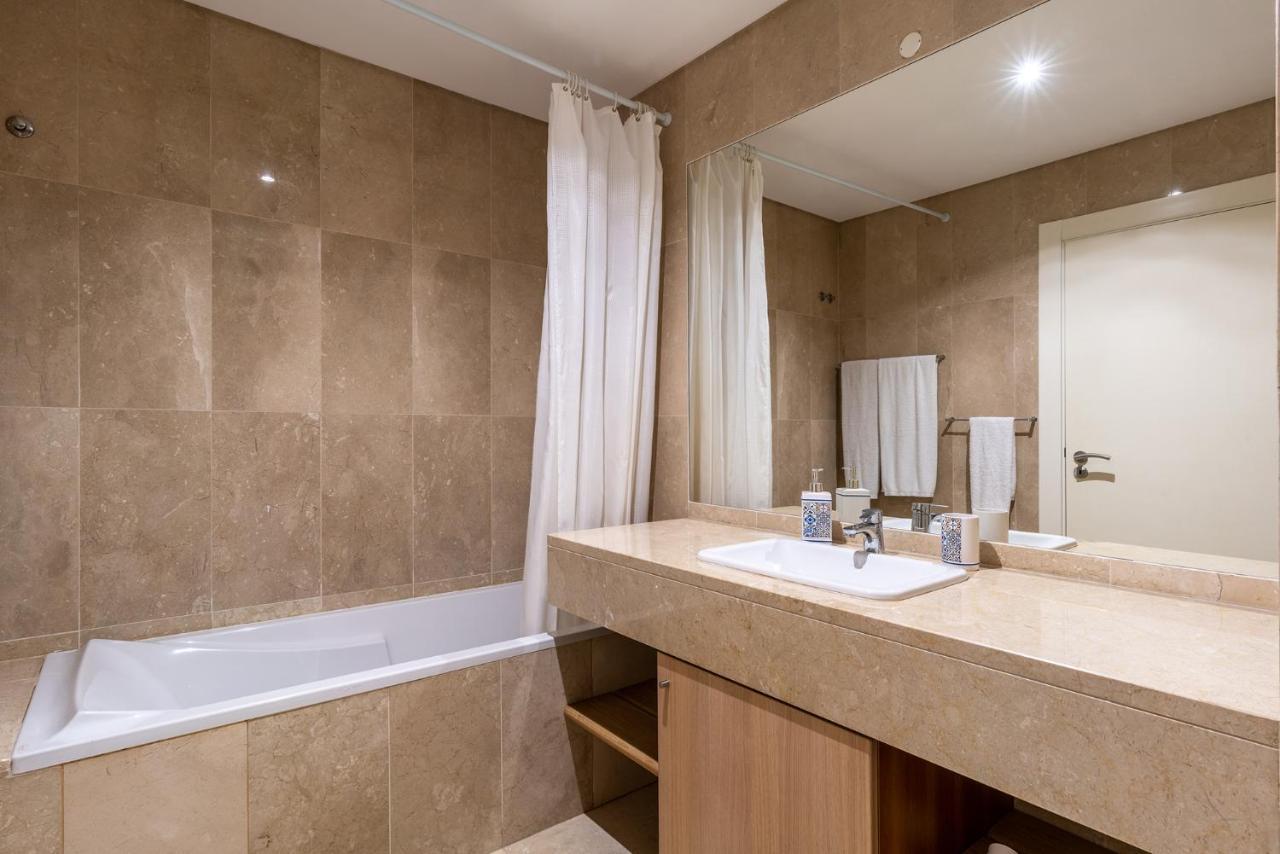 Appartement Virtudes Ocean View With Pool By Hr Madeira à Funchal  Extérieur photo
