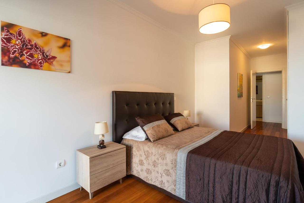 Appartement Virtudes Ocean View With Pool By Hr Madeira à Funchal  Extérieur photo